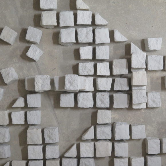cobblestones porcelain pavement installation